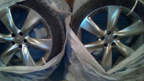 Продаю колеса на infiniti