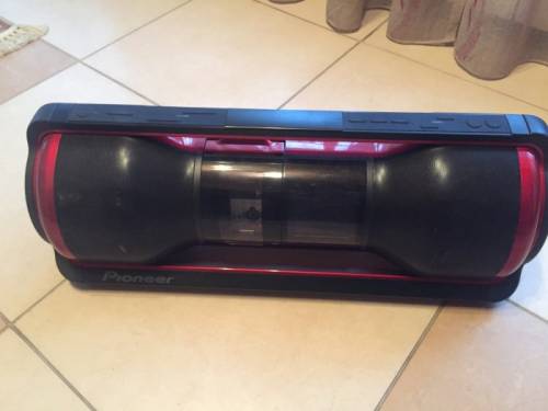Продам бумбокс Pioneer