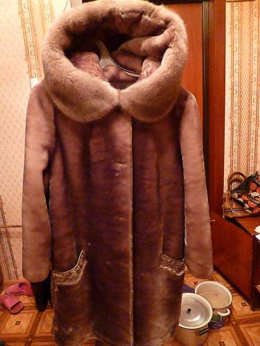 Шуба  цигейка с норкой и  каракулем.