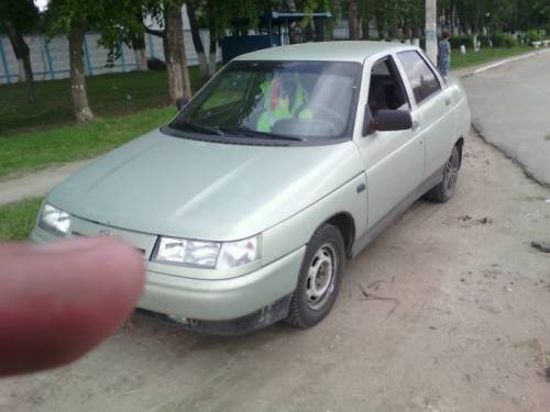 продам ваз 21102 2000г 1.5 инжектор