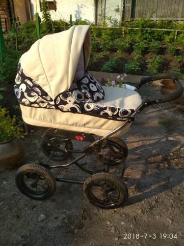 Продам детскую коляску