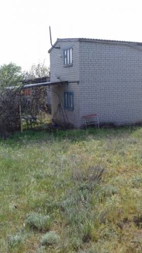 Дачный домик на участке