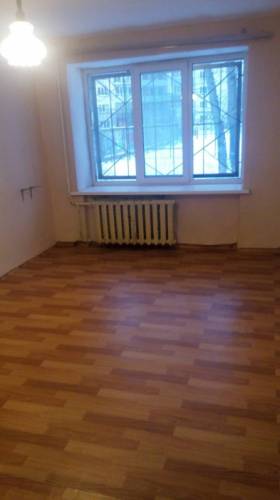 Сдам 1 комнатную квартиру на длительный срок.
