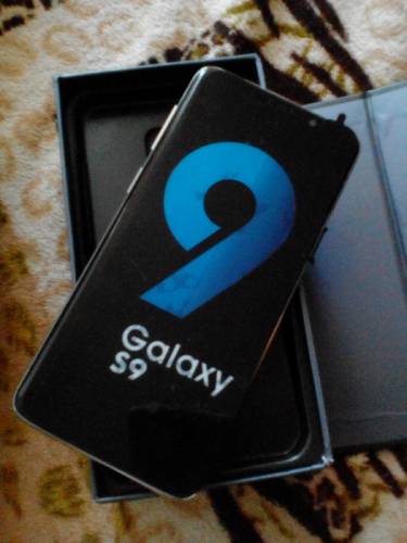 Телефон samsung s9