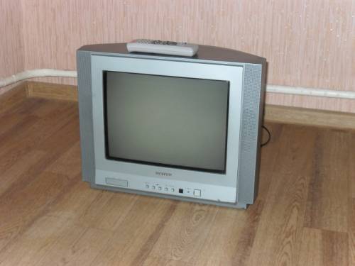 Продам телевизор “Samsung“