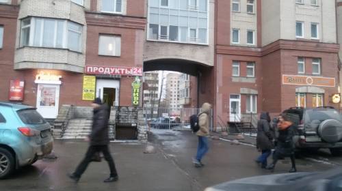Сдадим коммерческое помещение у м.Пионерская - 119м2