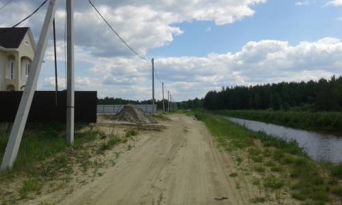 Участок Ижс на удивительном острове в селе Заречье. Отличная рыбалка, лесные про