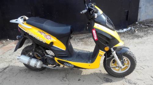 Скутор Tornado ZW 50 QT- 3