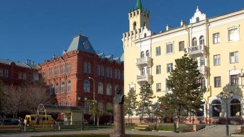 два помещения в центре  города