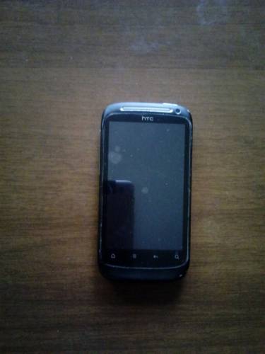 Продам телефон HTC
